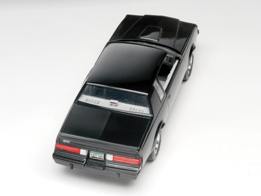 Revell 85-4495 1987 Buick Grand National 1:24 scale model