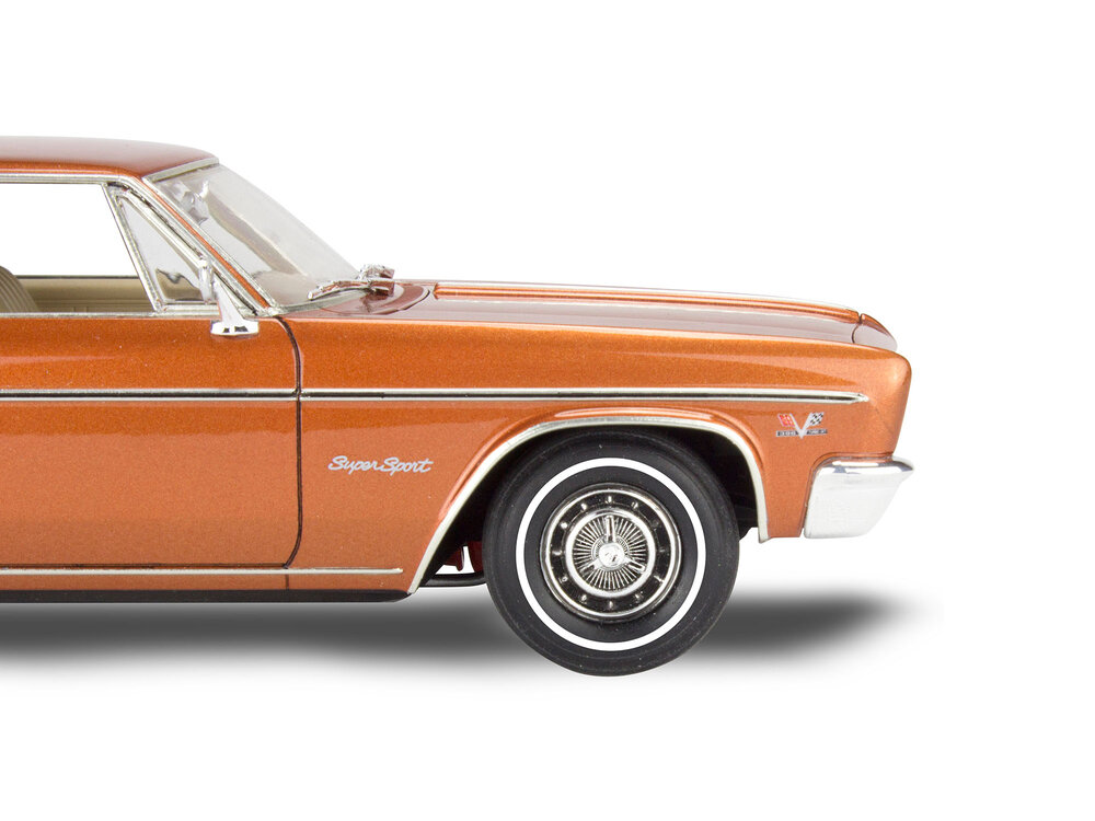 Revell 85-4497 1966 Chevy Impala SS 396 2N1 1:25 scale model car 