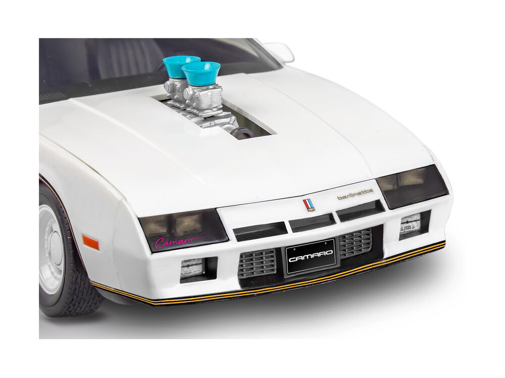 Revell 14582 '82 Camaro Berlinetta Model Kit 1:25 Scale | Custom