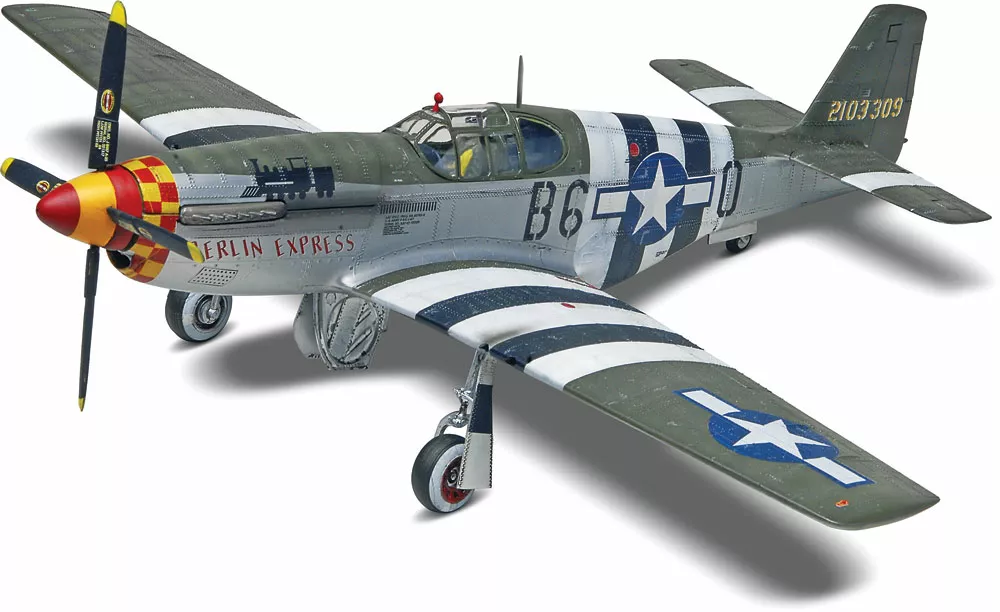 Revell 85-5535 P-51B Mustang 1:32 scale model airplane kit Revell 85-5535 P-51B Mustang 1:32 scale model airplane kit