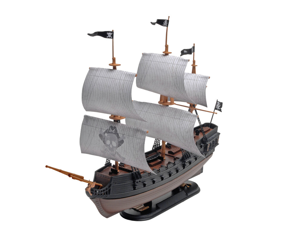 Revell 85-1237 Black Diamond Pirate Ship 1:350 scale Easy