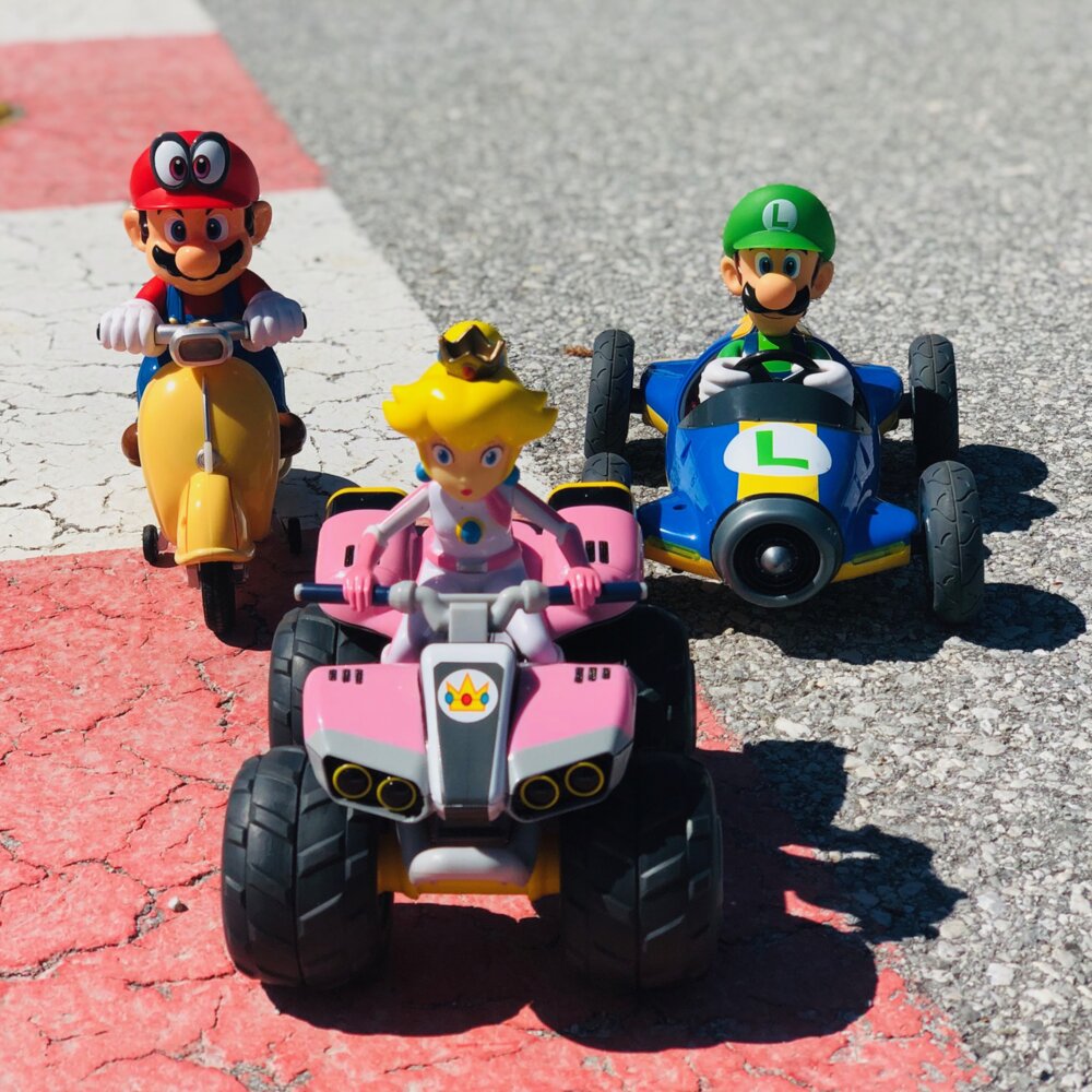 Carrera rc mario store kart 8 mario