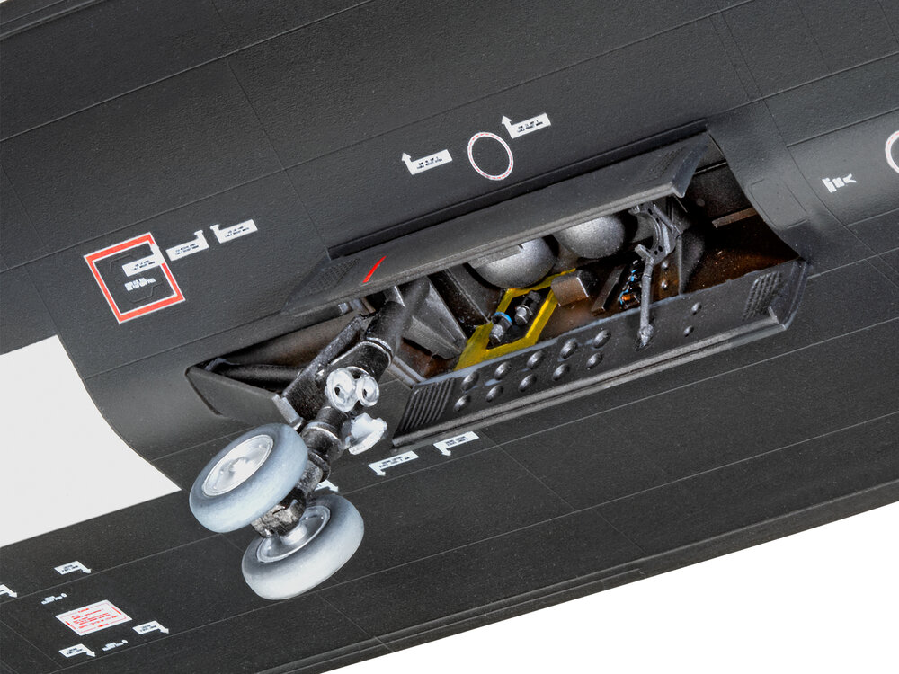 Revell 1:48 Lockheed SR-71 Blackbird – Maquette Avion Espion Mythique, 205 Pièces, Niveau 5 Expert